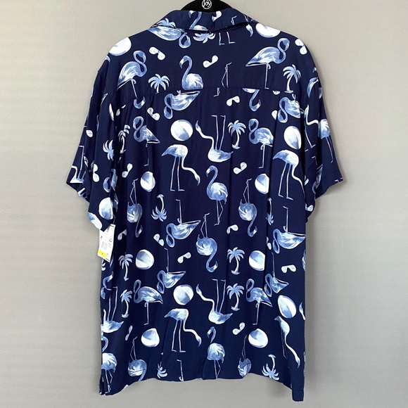 🆕 NWT Trunks Surf & Swim Co. Waikiki Aloha Shirt - Picture 3 of 10